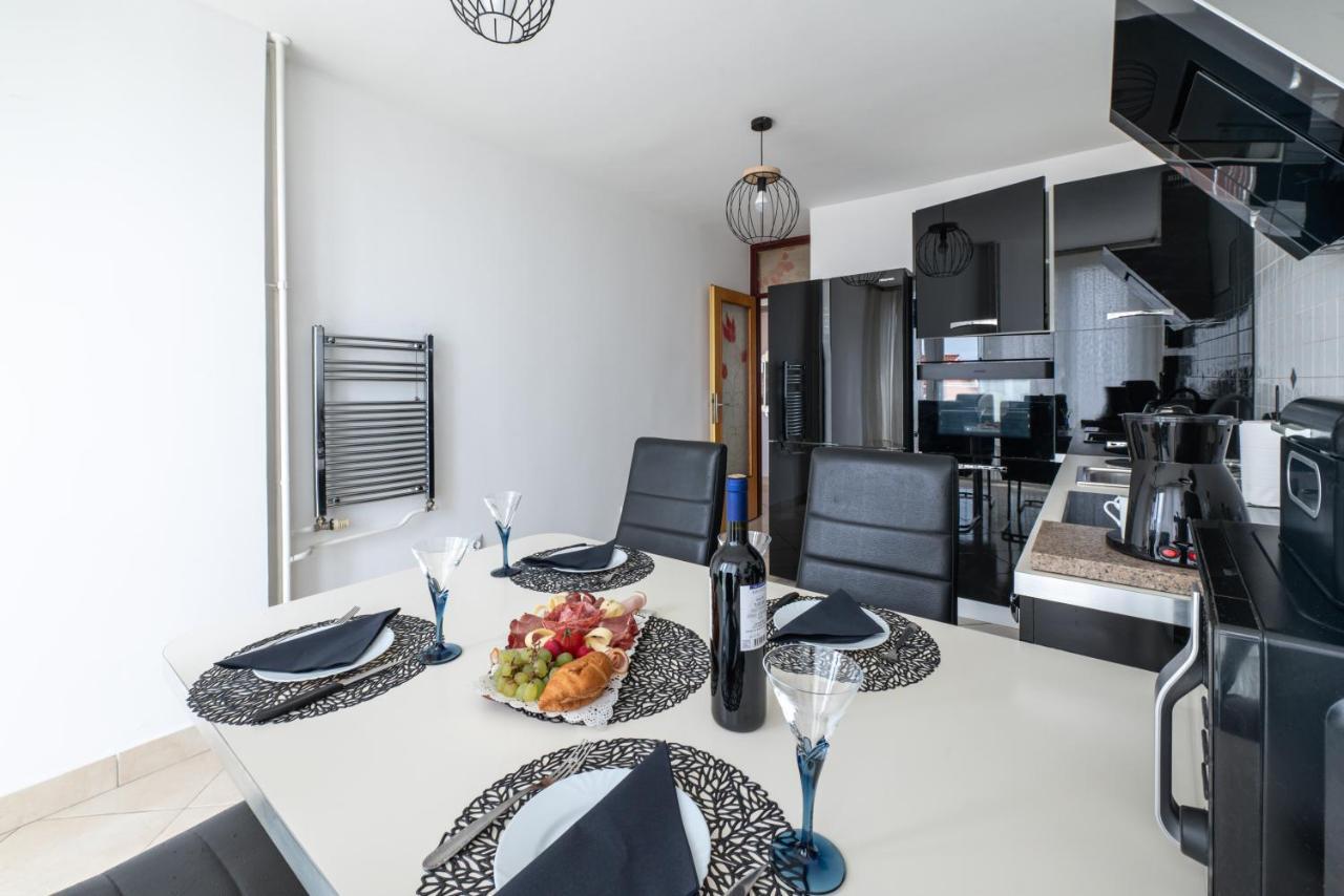 Be Happy Apartment Rijeka Luaran gambar